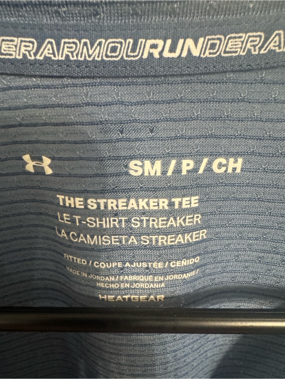 UNDER ARMOUR - Picture 2 of 4